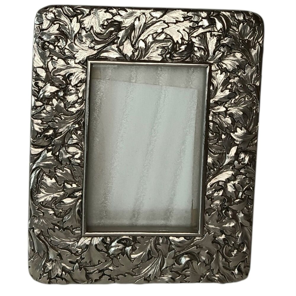 VTG Ornate Silvertone Photo Frame Floral Leaf Design Metal 7.5x6 Photo 3x4.5